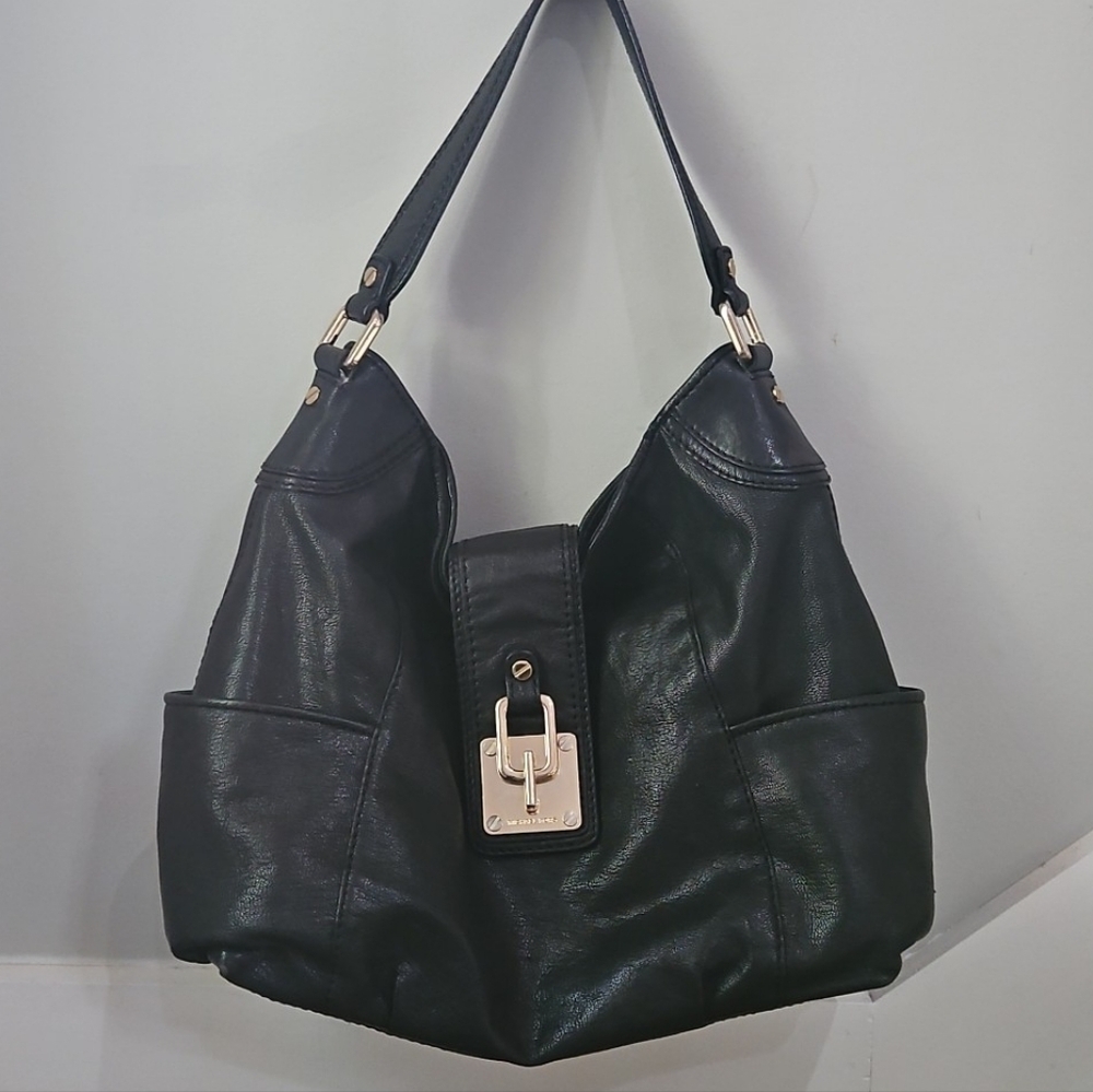 Michael Kors Slouch‎ Elegant Black Leather Women's Bag.